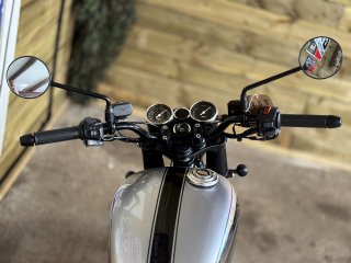 /photos/11065/de6662b9-5049-5da3-a6c0-a19f873c840f_i320x240.jpg